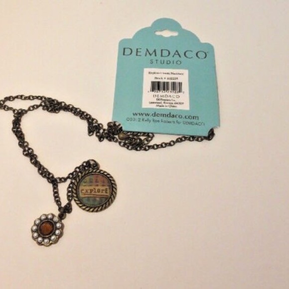 NECKLACE BY KELLY Roberts EXPLORE ROUND MEDALLION - Picture 3 of 3